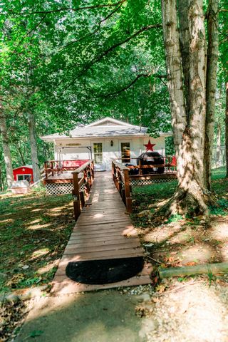 1160 Deer Run Rd Road, Lawrenceburg, KY 40342