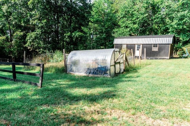 1160 Deer Run Rd Road, Lawrenceburg, KY 40342