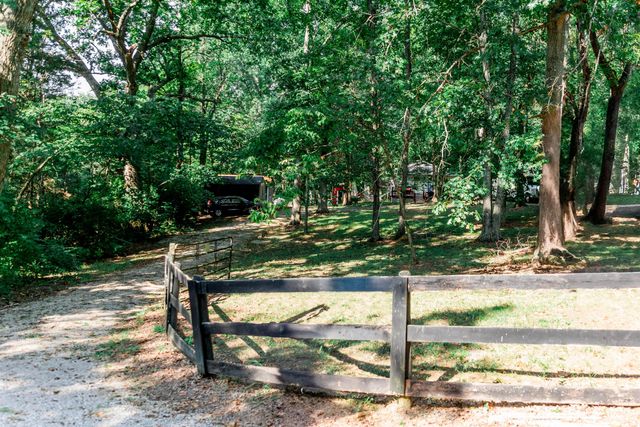 1160 Deer Run Rd Road, Lawrenceburg, KY 40342