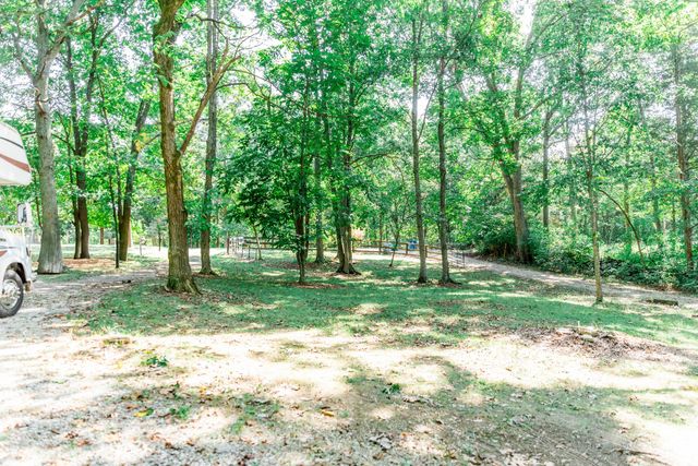 1160 Deer Run Rd Road, Lawrenceburg, KY 40342
