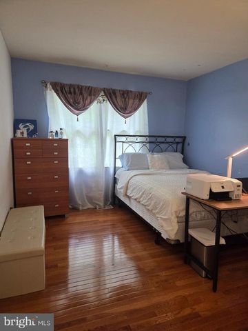 5042 CLIFFHAVEN DR, Annandale, VA 22003