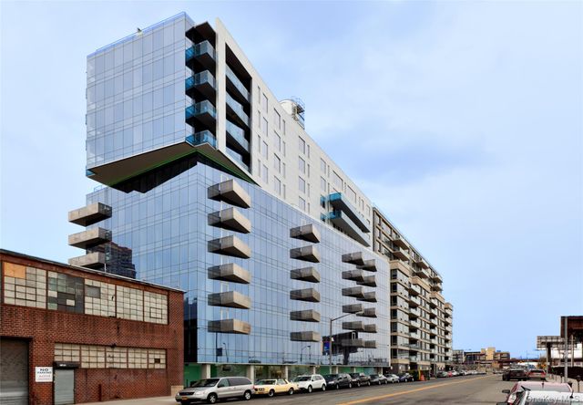 519 Borden Avenue 7B, Long Island City, NY 11101