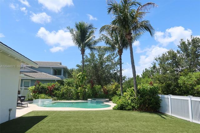 2724 Wymberly Drive, Jupiter, FL 33458