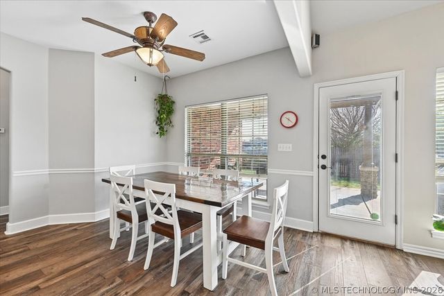 8245 S 100th Place E, Tulsa, OK 74133