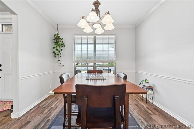 8245 S 100th Place E, Tulsa, OK 74133