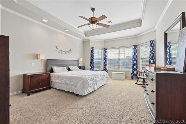 8245 S 100th Place E, Tulsa, OK 74133