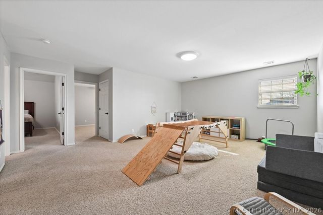 8245 S 100th Place E, Tulsa, OK 74133