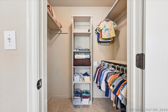 8245 S 100th Place E, Tulsa, OK 74133