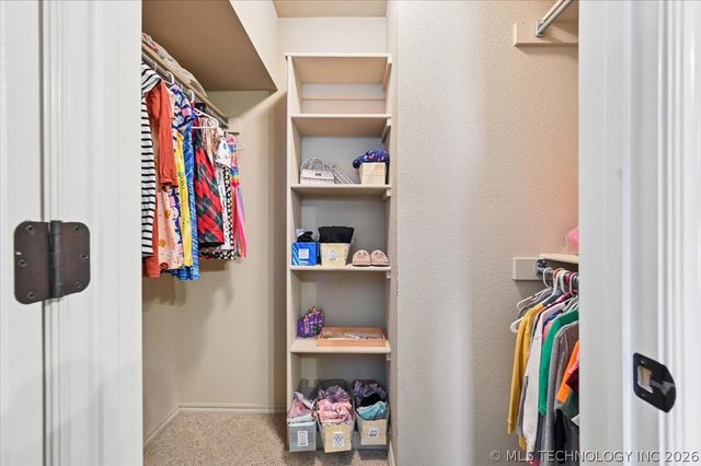 8245 S 100th Place E, Tulsa, OK 74133