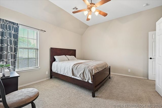 8245 S 100th Place E, Tulsa, OK 74133