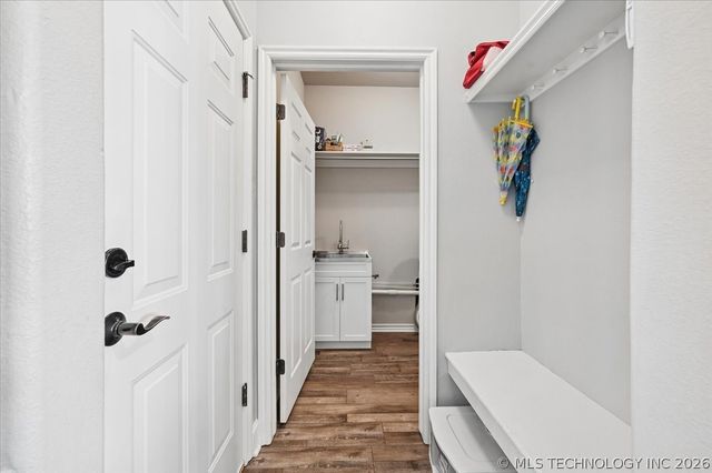 8245 S 100th Place E, Tulsa, OK 74133