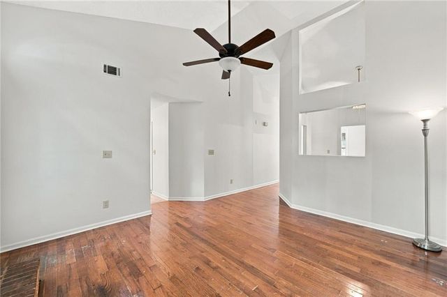 410 Rose Creek Place, Woodstock, GA 30189