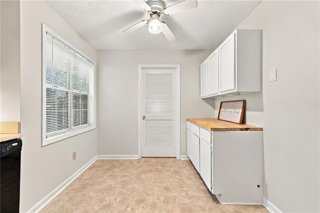 410 Rose Creek Place, Woodstock, GA 30189