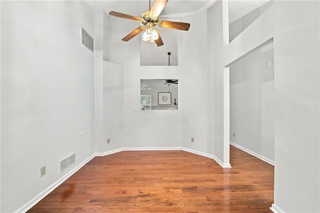 410 Rose Creek Place, Woodstock, GA 30189