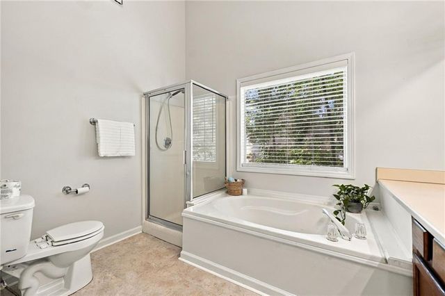 410 Rose Creek Place, Woodstock, GA 30189