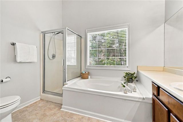 410 Rose Creek Place, Woodstock, GA 30189