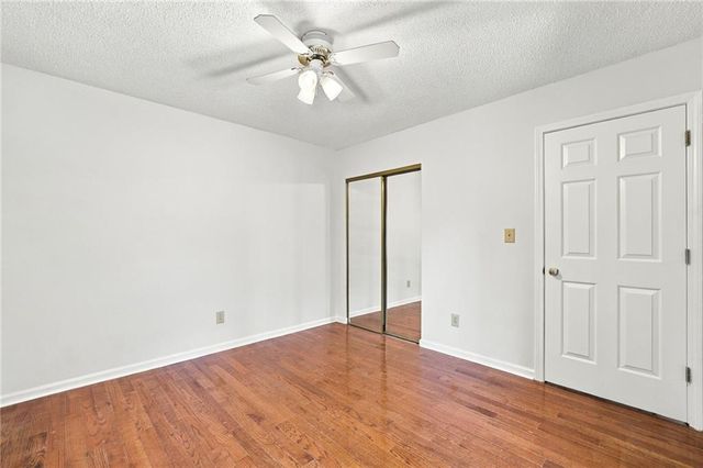 410 Rose Creek Place, Woodstock, GA 30189