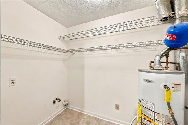 410 Rose Creek Place, Woodstock, GA 30189
