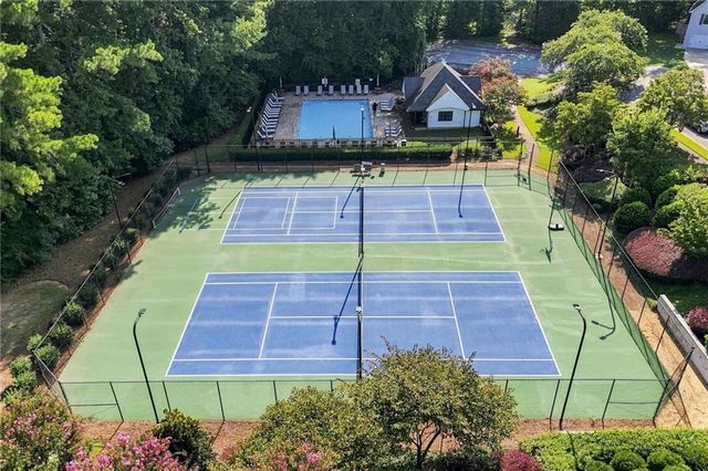 410 Rose Creek Place, Woodstock, GA 30189