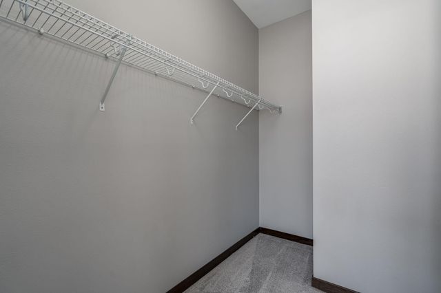 417 Prairie Rose Trail, Mankato, MN 56001