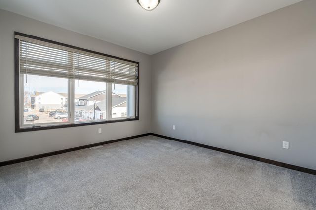 417 Prairie Rose Trail, Mankato, MN 56001