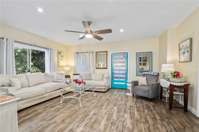 1602 Locust Avenue, Long Beach, CA 90813