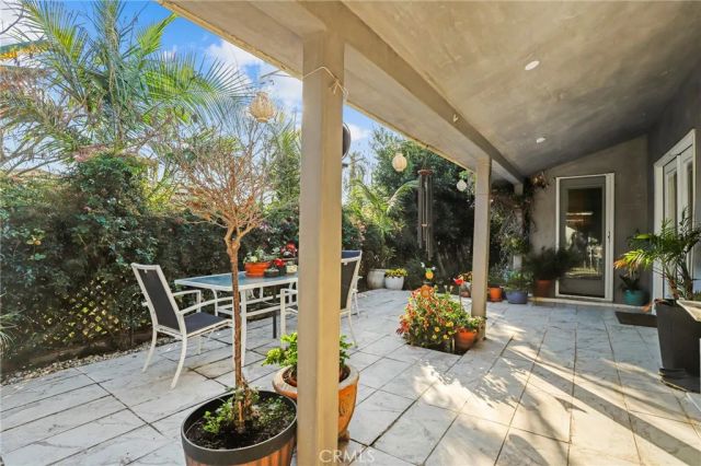 1602 Locust Avenue, Long Beach, CA 90813