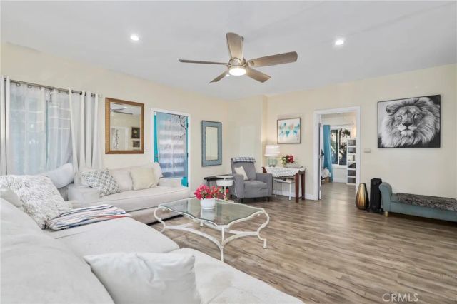 1602 Locust Avenue, Long Beach, CA 90813