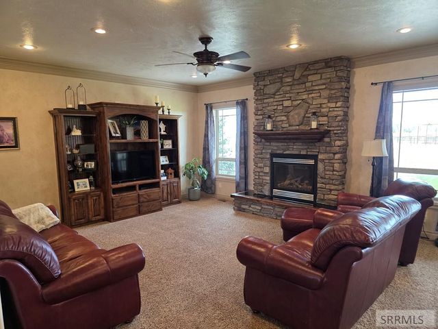 264 S 5000 W, Rexburg, ID 83440