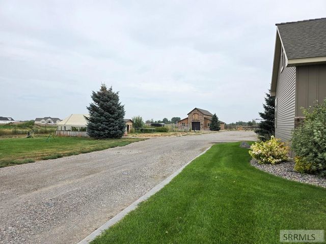 264 S 5000 W, Rexburg, ID 83440