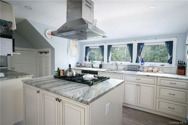 9 Voorhis, Nyack, NY 10960