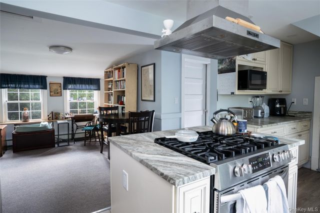 9 Voorhis, Nyack, NY 10960