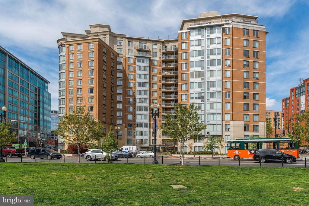 555 MASSACHUSETTS AVE NW #901, Washington, DC 20001
