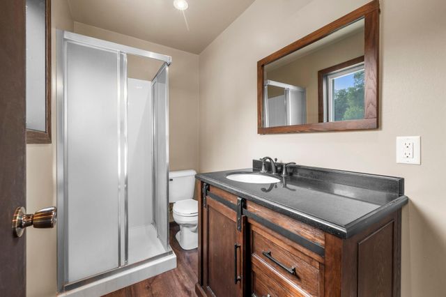6770 Woodhill Trail, Eden Prairie, MN 55346