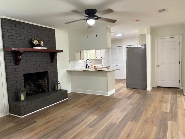 110 Southview Dr., Hattiesburg, MS 39401