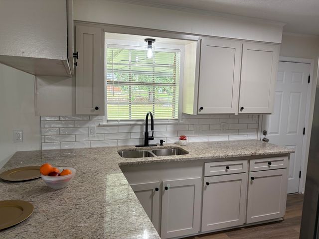 110 Southview Dr., Hattiesburg, MS 39401