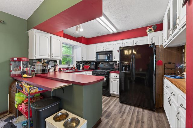 30400 Fox Street NW, Cambridge, MN 55008