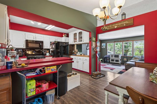 30400 Fox Street NW, Cambridge, MN 55008