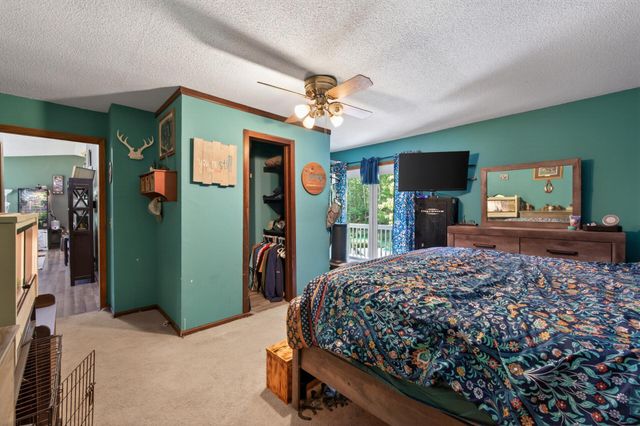 30400 Fox Street NW, Cambridge, MN 55008
