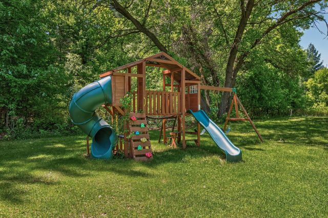 30400 Fox Street NW, Cambridge, MN 55008
