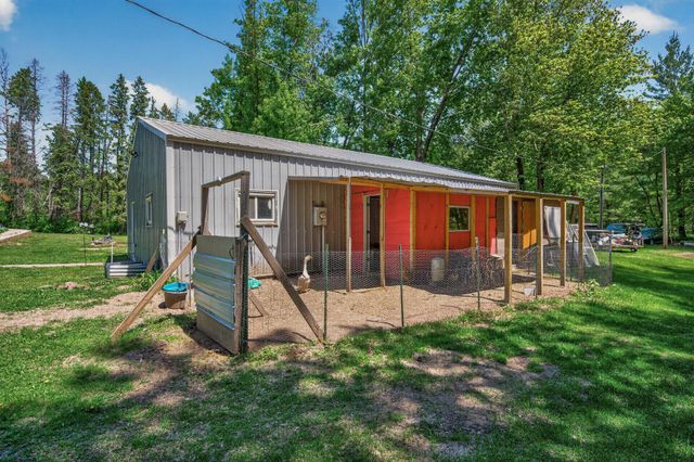 30400 Fox Street NW, Cambridge, MN 55008
