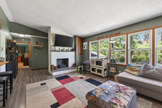 30400 Fox Street NW, Cambridge, MN 55008