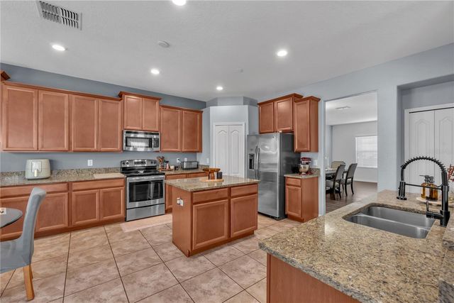 10921 RAINBOW PYRITE DRIVE, Wimauma, FL 33598