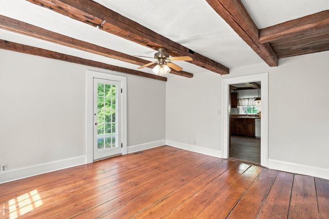 692 Belknap Mountain Road, Gilford, NH 03249