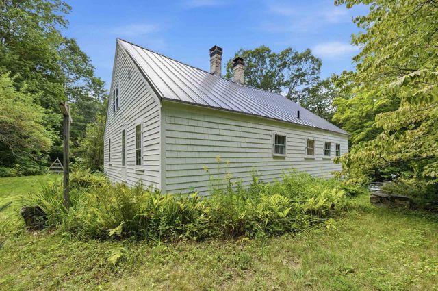 692 Belknap Mountain Road, Gilford, NH 03249