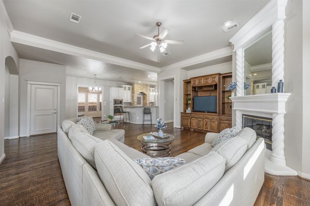 4653 Chapel Creek Drive, Plano, TX 75024