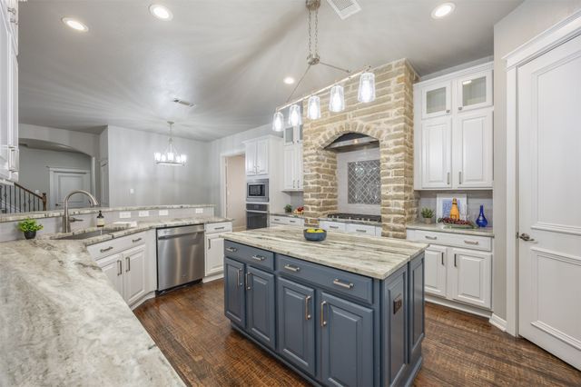 4653 Chapel Creek Drive, Plano, TX 75024