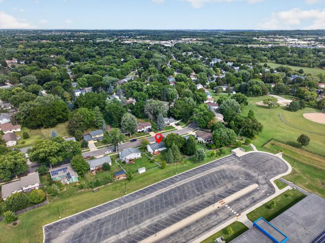 2332 4th Avenue NW, Rochester, MN 55901