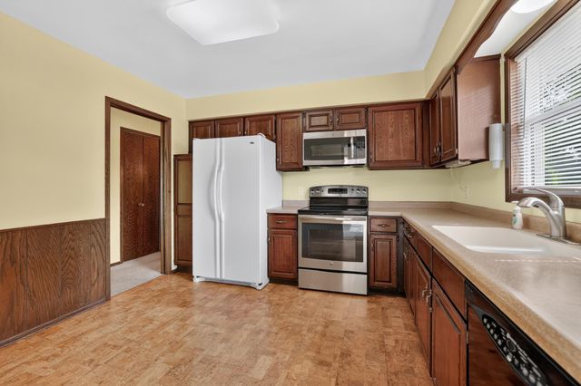 2332 4th Avenue NW, Rochester, MN 55901