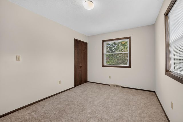 2332 4th Avenue NW, Rochester, MN 55901